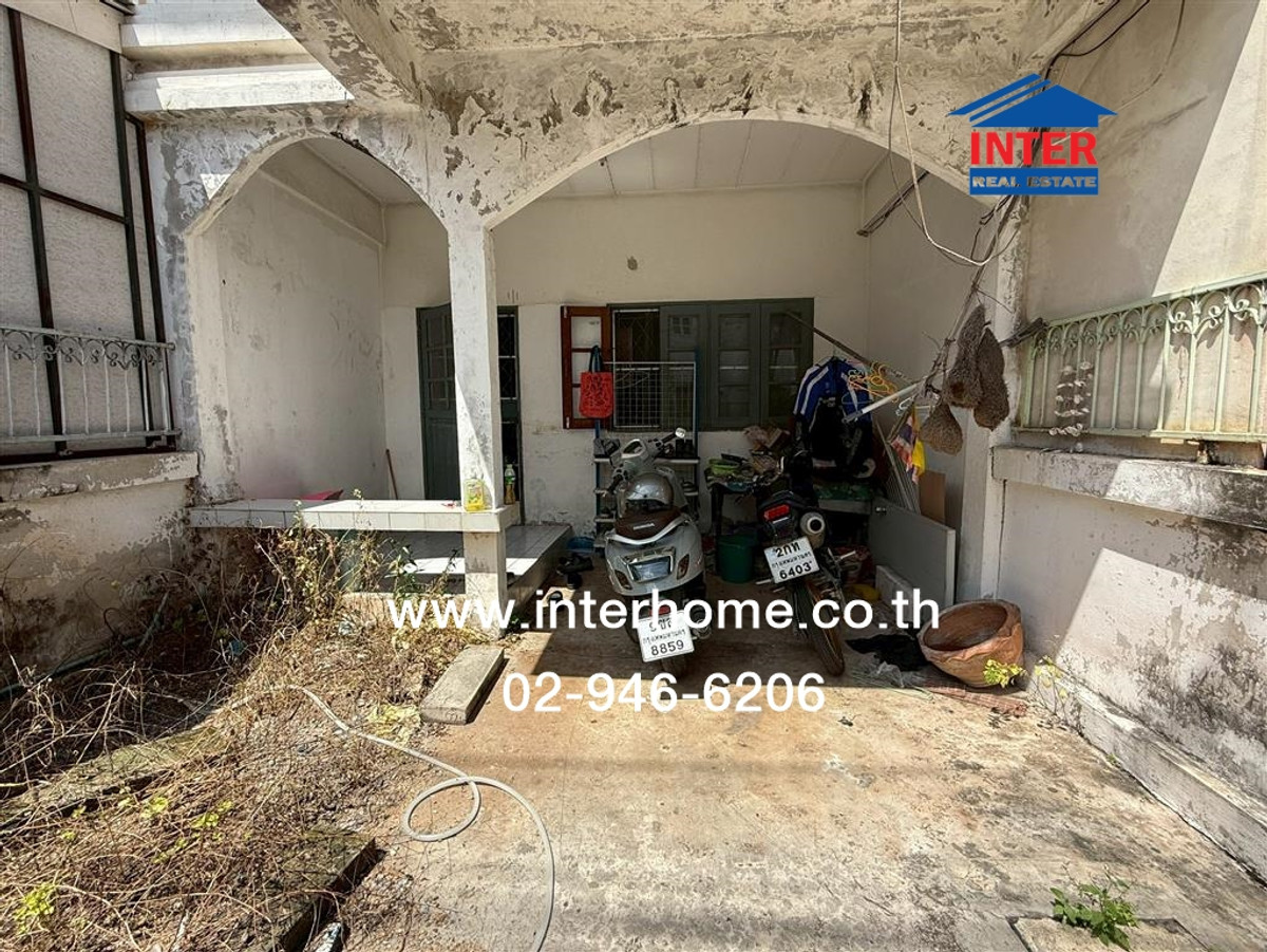 ทาวน์เฮ้าส์ 2 ชั้น 18.3 ตร.ว. หมู่บ้านภัชธีญา โครงการ1 ท่าอิฐ รัตนาธิเบศร์ ซอยบางรักน้อย ซอย1/10 ถนนรัตนาธิเบศร์ ถนนราชพฤกษ์ เมืองนนทบุรี นนทบุรี Loading...