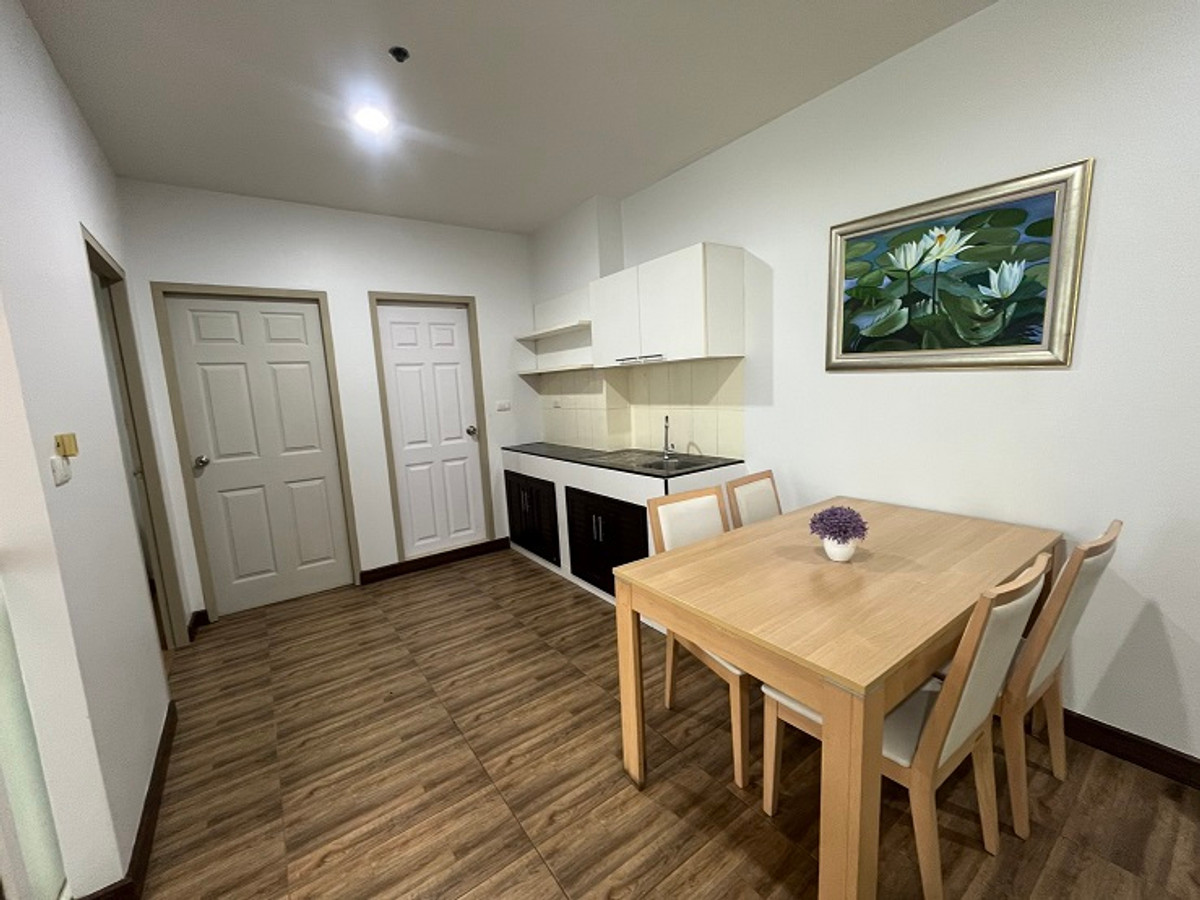 คุ้มที่สุด!!ใกล้ที่ทำเลดี !ให้เช่าคอนโด Life @ รัชดา-ห้วยขวาง Loading...