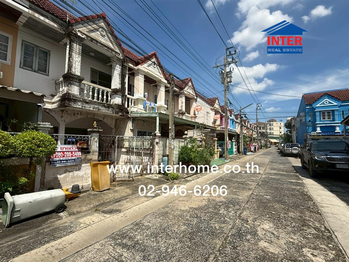 ทาวน์เฮ้าส์ 2 ชั้น 18.3 ตร.ว. หมู่บ้านภัชธีญา โครงการ1 ท่าอิฐ รัตนาธิเบศร์ ซอยบางรักน้อย ซอย1/10 ถนนรัตนาธิเบศร์ ถนนราชพฤกษ์ เมืองนนทบุรี นนทบุรี Loading...