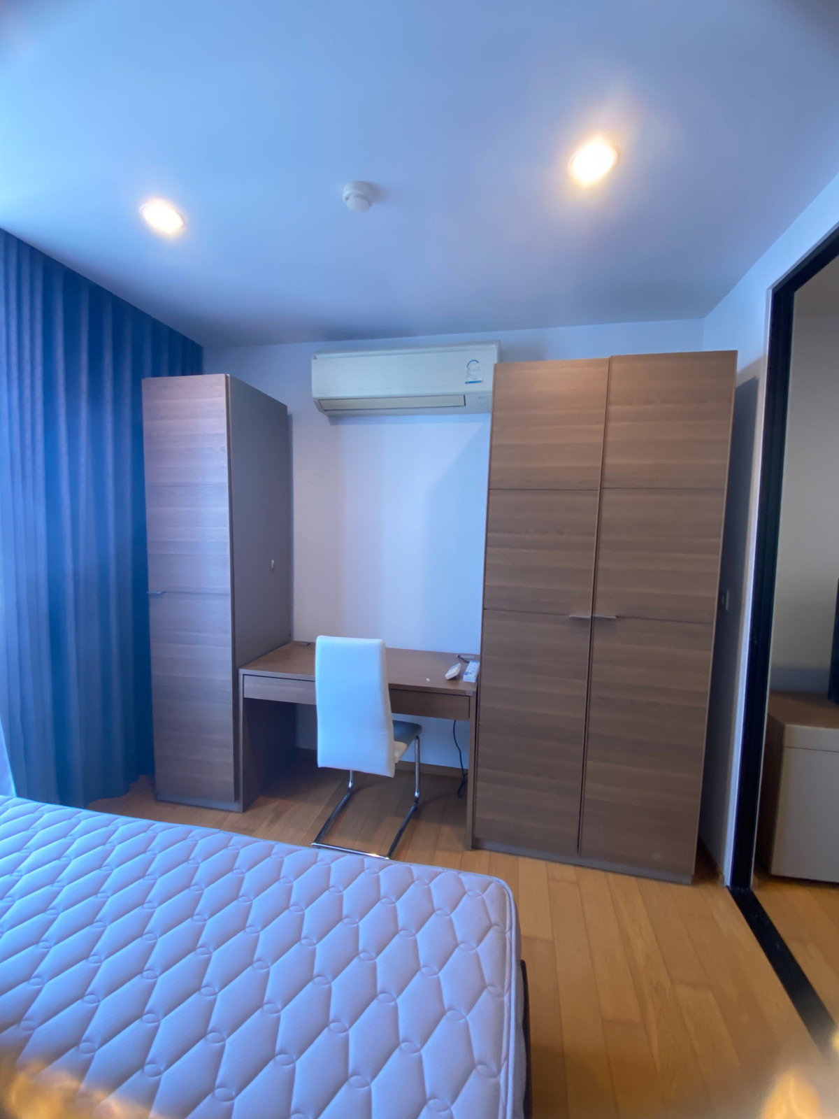 For RentCondoSathorn, Narathiwat : Hot Price for rent Noble Revo Silom (โนเบิล รีโว สีลม) ราคาถูกที่สุด ห้องสวย 🔥