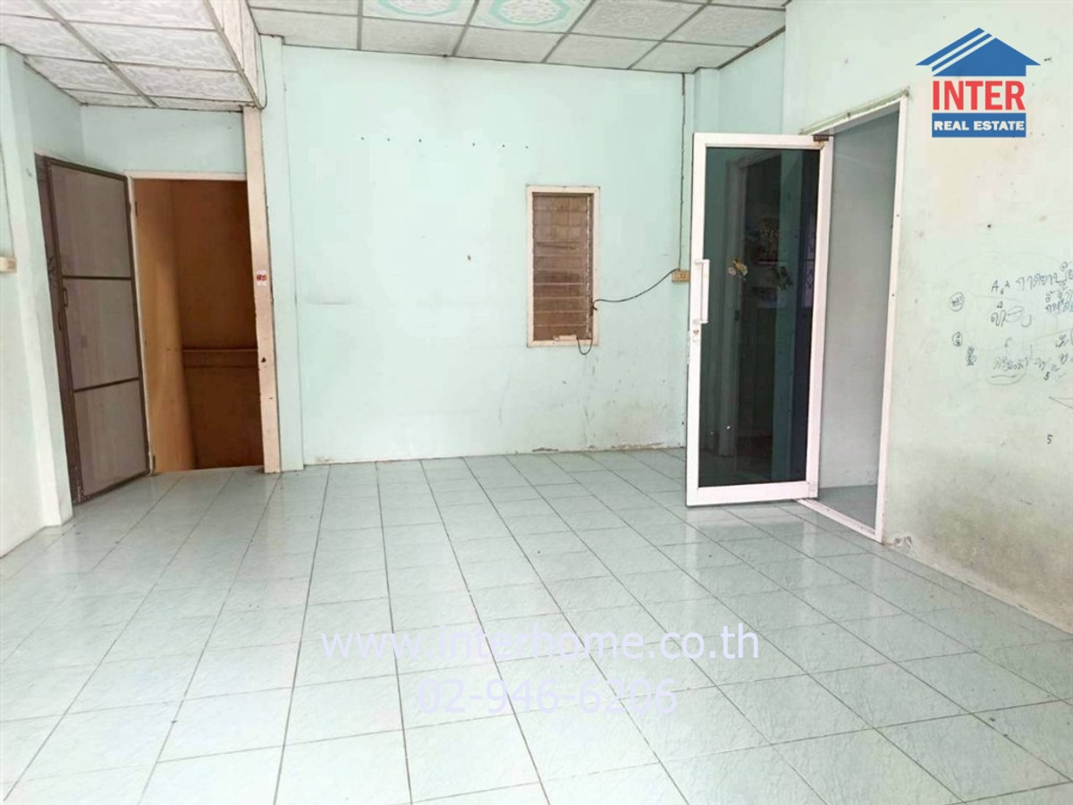 บ้านเดี่ยว 1 ชั้น 24 ตร.ว. หมู่บ้านทรัพย์เจริญ ซอยเลียบวารี29 ถนนเลียบวารี เขตหนองจอก กรุงเทพมหานคร Loading...