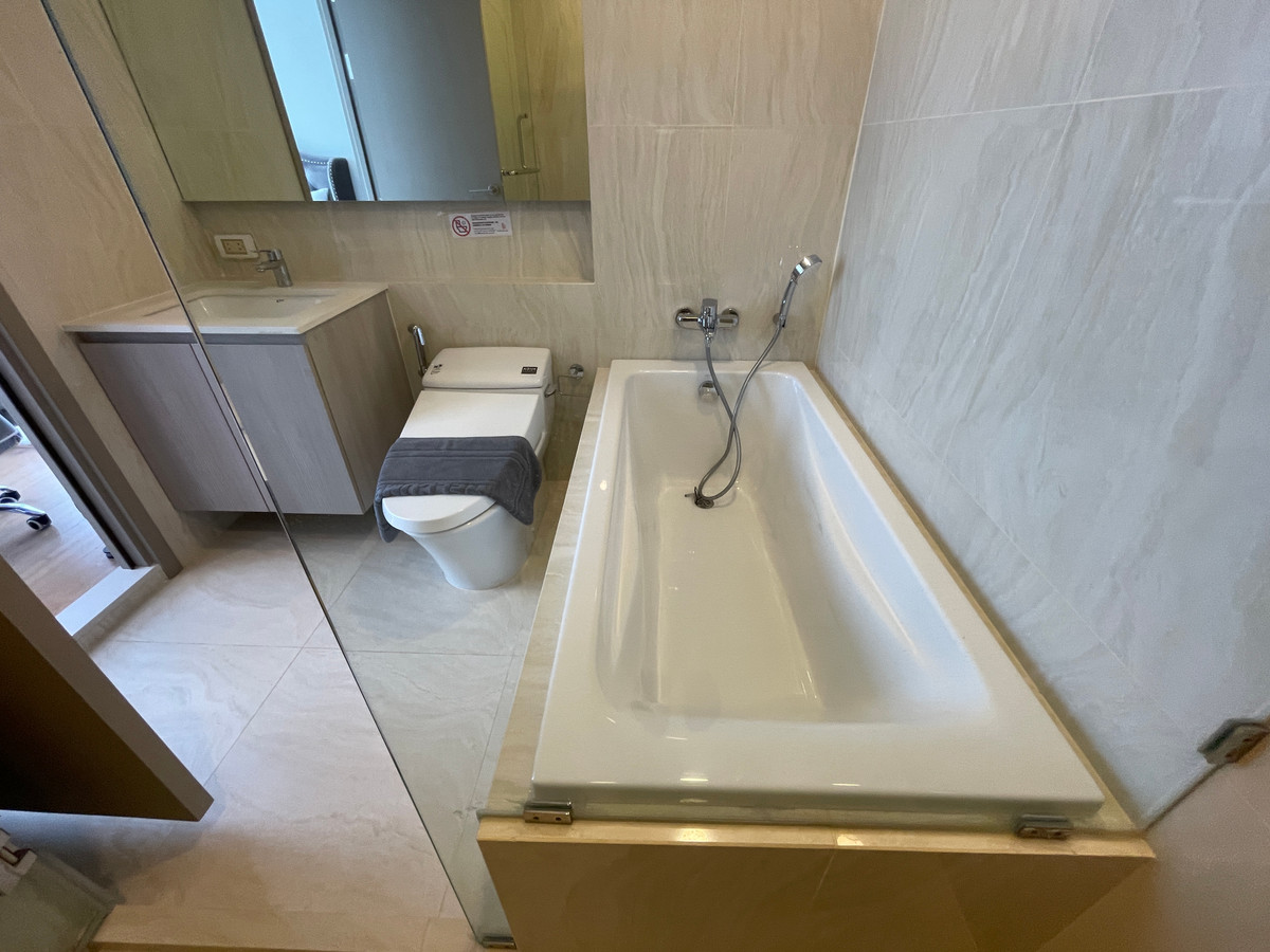 ขายคอนโดสุขุมวิท อโศก ทองหล่อ : ขายคอนโด Chewathai Residence Thonglor ทำเลทองหล่อ 20 เดินถึงได้ทั้งเอกมัย-ทองหล่อ เงียบสงบ เป็นส่วนตัว พร้อมอยู่ Fully Fitted พร้อมเฟอร์ฯ เครื่องใช้ไฟฟ้า ครบ