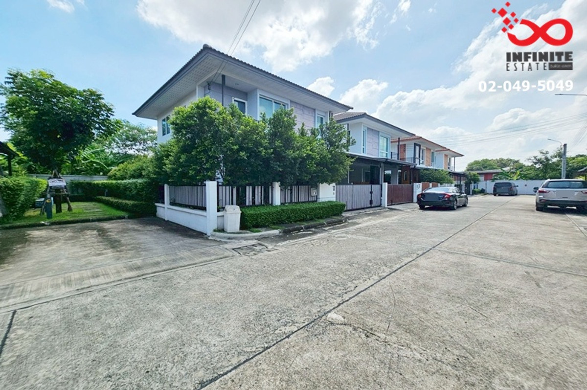 2-story house for sale, Grooveville Village, Ramindra, Phraya Suren 35. Loading...