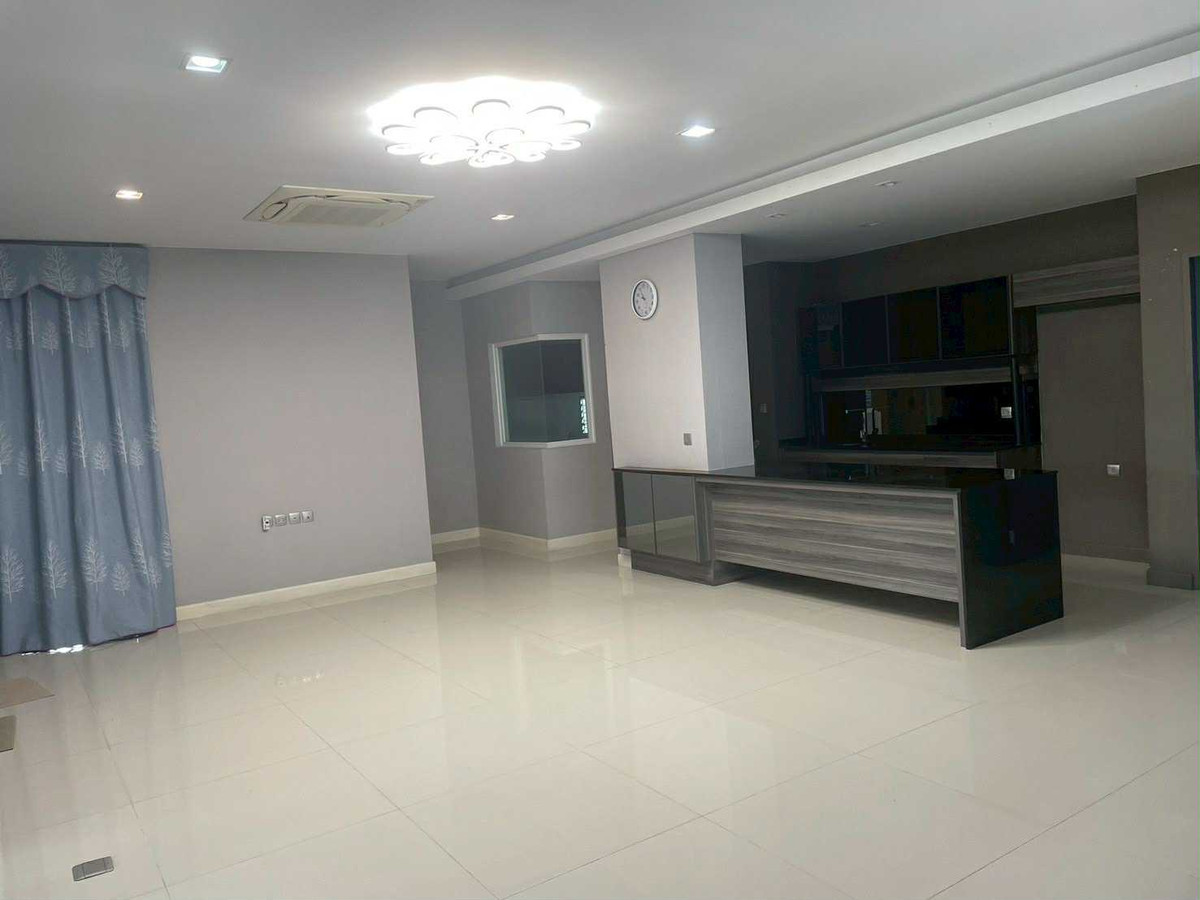 For SaleHouseBangna, Bearing, Lasalle : 122.8 sq m, 4 bedrooms, 5 bathrooms, 2-story detached house, Manthana 2, Bangna Km 7.