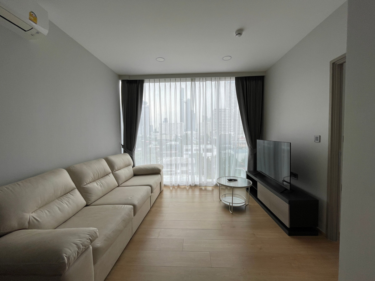 ขายคอนโดสุขุมวิท อโศก ทองหล่อ : ขายคอนโด Chewathai Residence Thonglor ทำเลทองหล่อ 20 เดินถึงได้ทั้งเอกมัย-ทองหล่อ เงียบสงบ เป็นส่วนตัว พร้อมอยู่ Fully Fitted พร้อมเฟอร์ฯ เครื่องใช้ไฟฟ้า ครบ