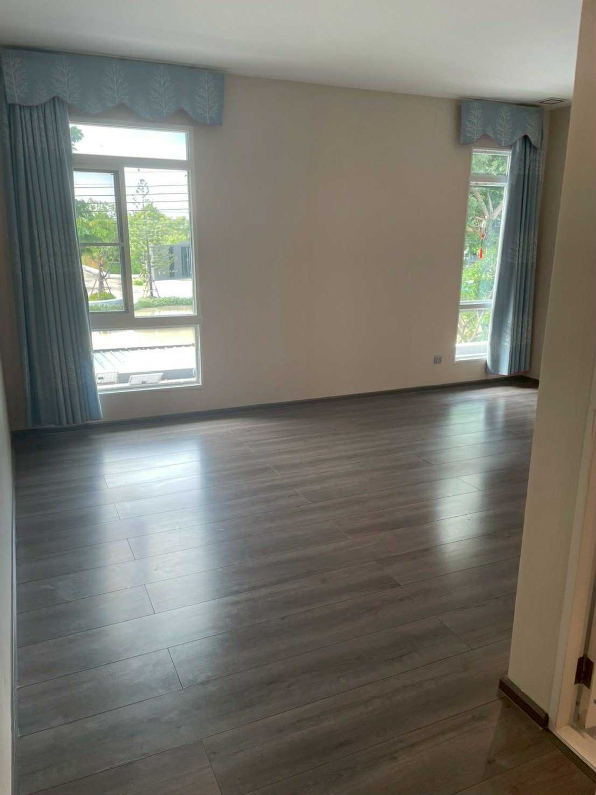 For SaleHouseBangna, Bearing, Lasalle : 122.8 sq m, 4 bedrooms, 5 bathrooms, 2-story detached house, Manthana 2, Bangna Km 7.