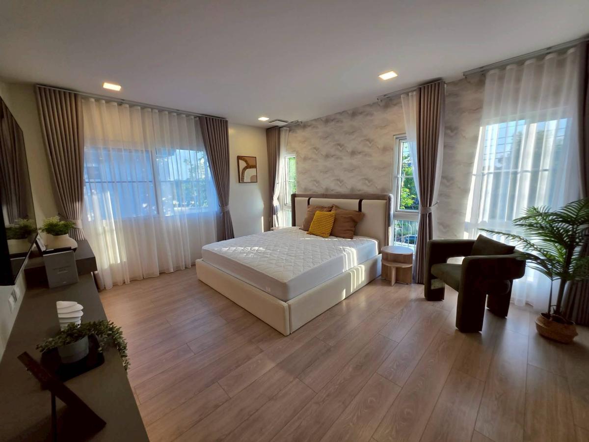 UV01873 - Villaggio 3 Srinakarin - Bangna :  วิลลาจจิโอ 3 ศรีนครินทร์ - บางนา - Mega Bangna, International School (SISB / TCIS / Concordian), Suvarnabhumi Airport Loading...