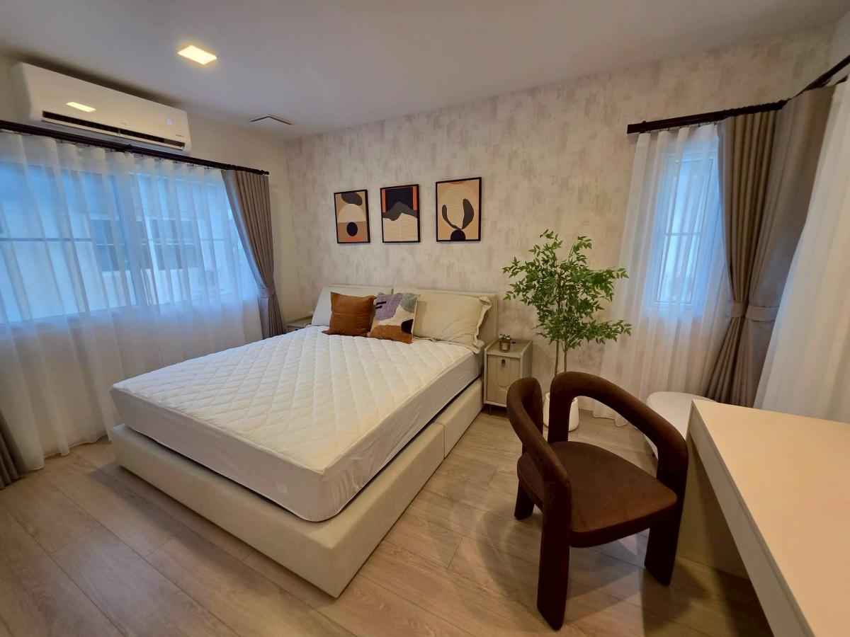 UV01873 - Villaggio 3 Srinakarin - Bangna :  วิลลาจจิโอ 3 ศรีนครินทร์ - บางนา - Mega Bangna, International School (SISB / TCIS / Concordian), Suvarnabhumi Airport Loading...