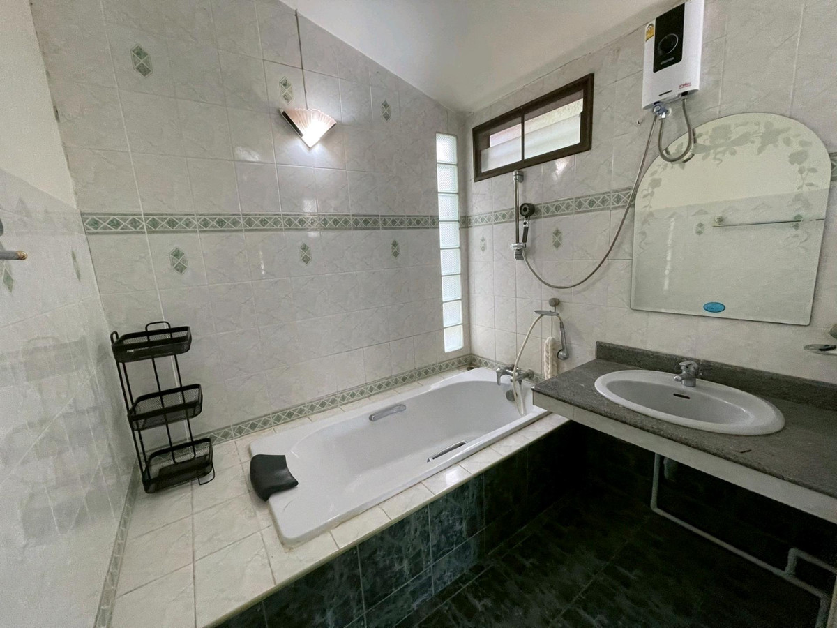 ให้เช่าบ้านบางซื่อ วงศ์สว่าง เตาปูน : 🔥❤️ ให้เช่า : บ้านเดี่ยว 2 ชั้น หมู่บ้านประชาชื่น(4 ห้องนอน, 3 ห้องน้ำ) ⛳️สถานที่ตั้ง: หมู่บ้านประชาชื่น ซ.13 ถ.สามัคคี ต.บางตลาด อ.ปากเกร็ด จ.นนทบุรี 11120💚Tel/Line : 085 484 8586 Ag.🔥ค่าเช่า 28,000 บาท/เดือน สัญญาเช่า 1 ปี (มัดจำ 2 เดือน,ล่วงหน้า1