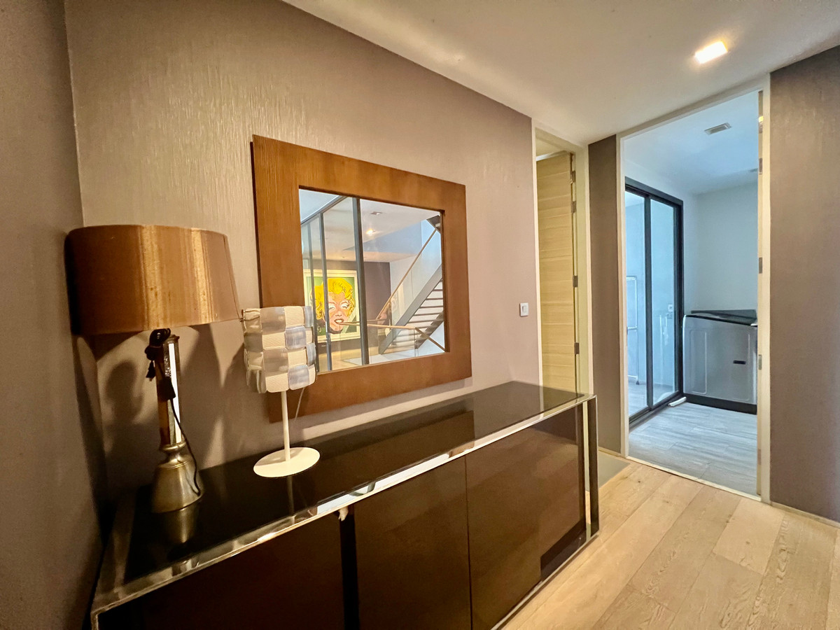 ให้เช่าบ้านเลียบทางด่วนรามอินทรา : ให้เช่าบ้านเดี่ยว 3 ชั้น สไตล์ Pool Villa โครงการ The Honor บ้านหรูหลังใหญ่ สระว่ายน้ำส่วนตัว ห้องโฮมเธียเตอร์ ความเป็นส่วนตัวระดับสูง ทำเลเลียบด่วน เอกมัย–รามอินทรา เลี้ยงสัตว์ได้