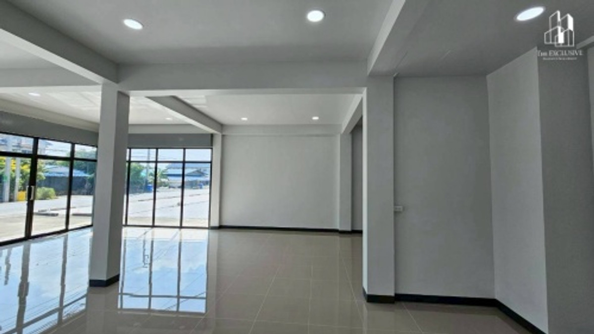 ขายอาคารพาณิชย์ หมู่บ้าน ลภาวัน 22 บางใหญ่ ราคาต่ำกว่าประเมิน เครดิตดีมีเงินเหลือ พร้อมเปิดกิจการหรือร้านอาหาร  Loading...