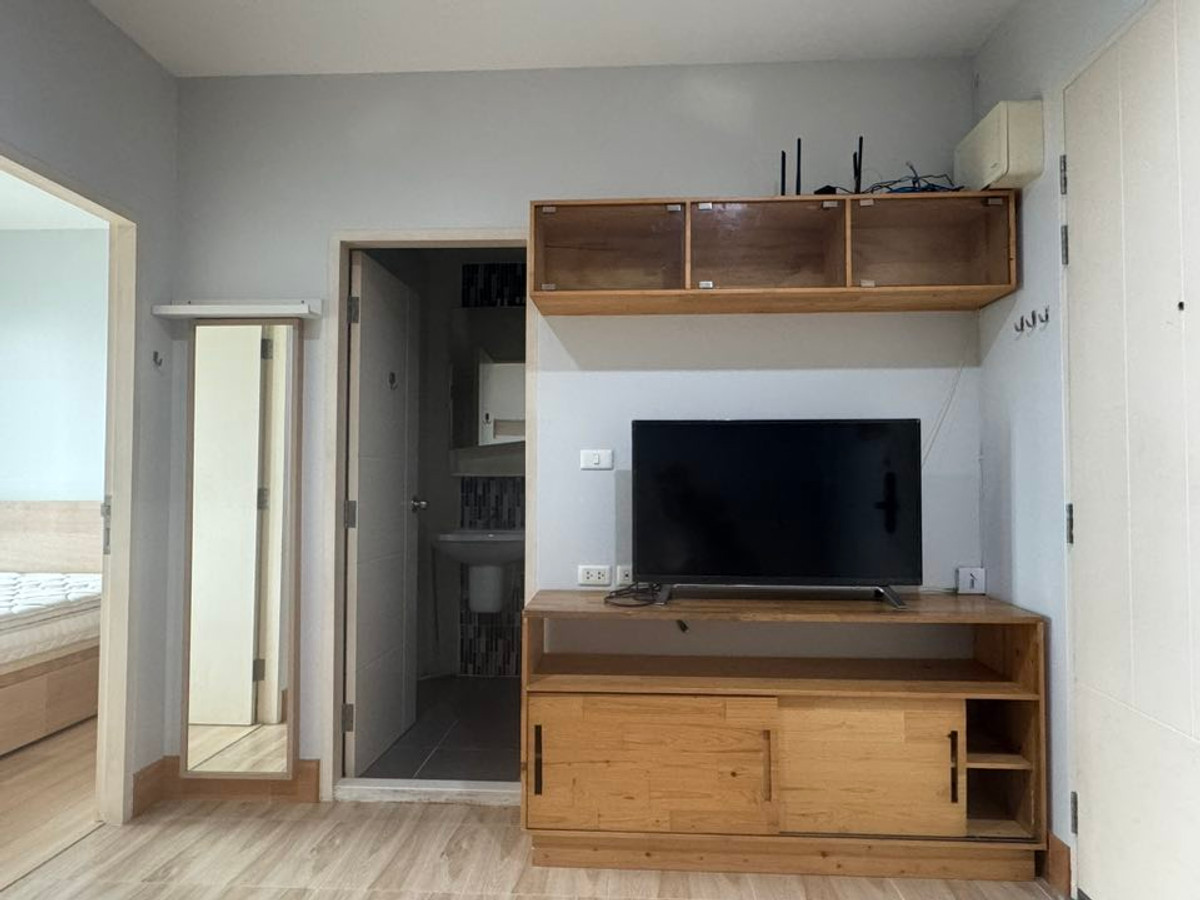 เช่า รหัส PR528 คอนโด The Niche Mono รัชวิภา Loading...