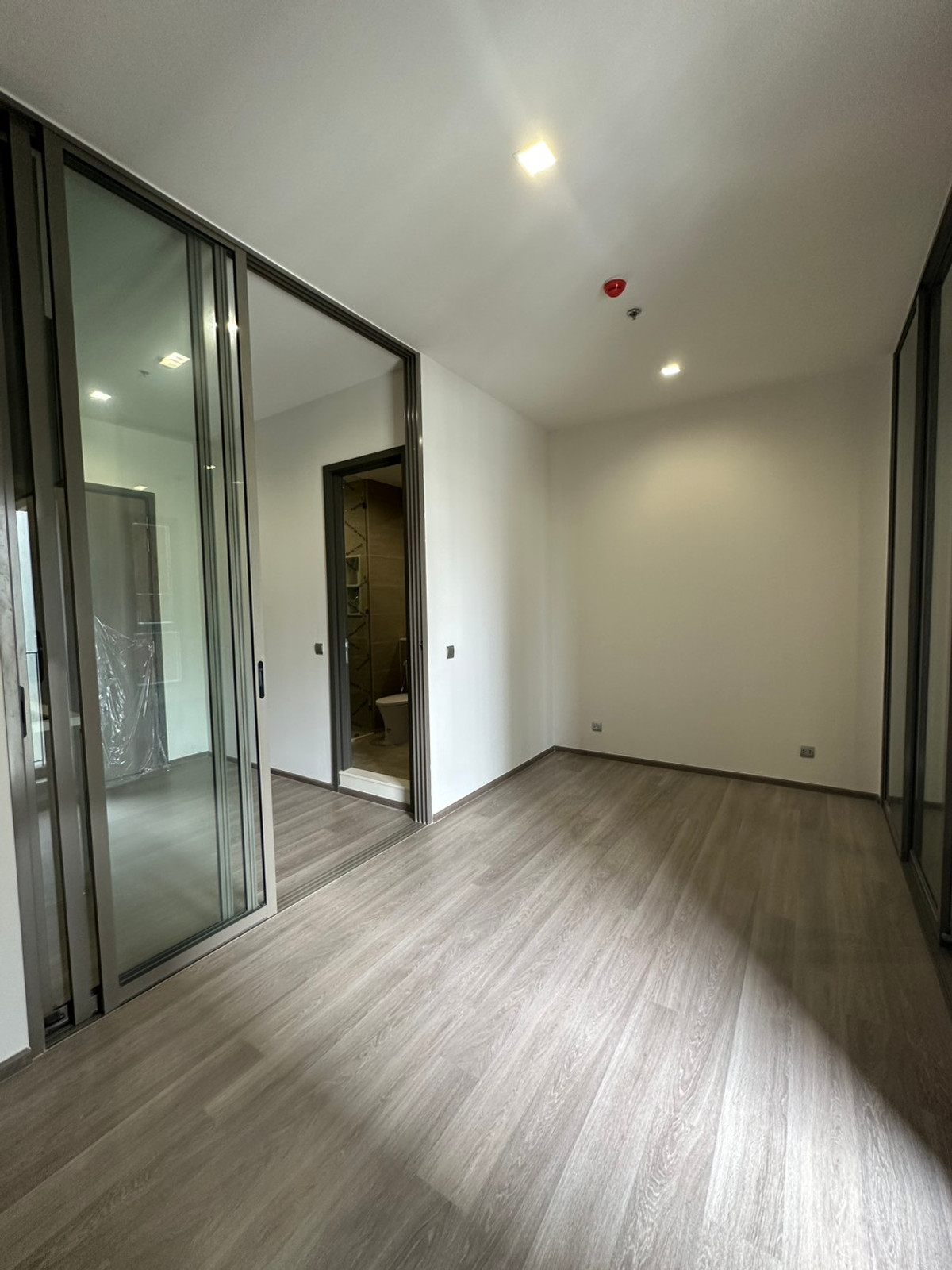 ขายคอนโดสาทร นราธิวาส : 𝘽𝙚𝙨𝙩 𝙋𝙧𝙞𝙘𝙚  Rhythm Charoenkrung Pavillion❗❗ 1 bed 36.05ตร.ม ชั้นสูง วิวแม่น้ำ  : Aum 065-512-1395