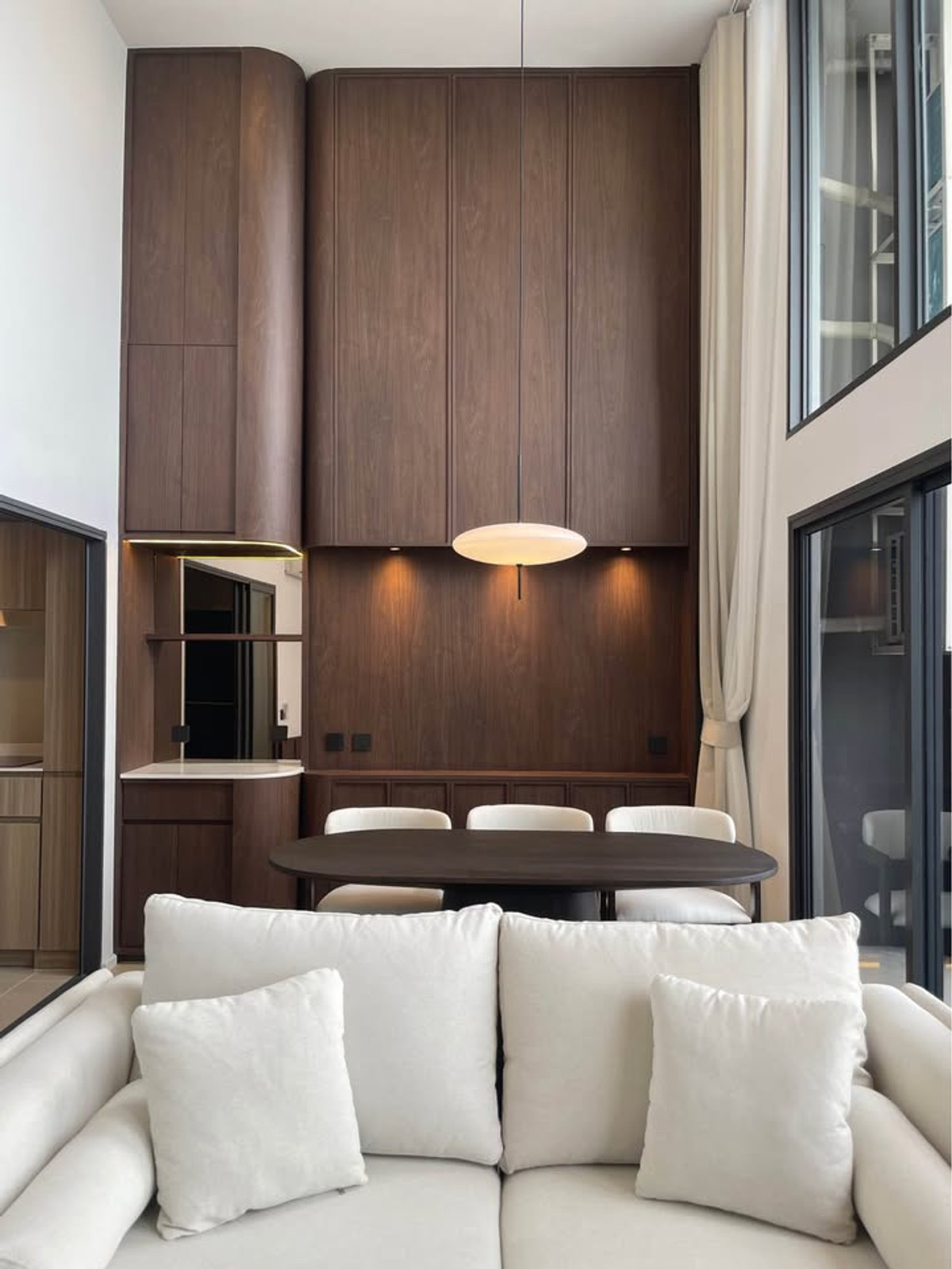 ให้เช่าคอนโดคลองเตย กล้วยน้ำไท :  ให้เช่า ไลฟ์ พระราม 4 – อโศก [รีโนเวทใหม่] ใกล้ MRT ศูนย์ประชุมแห่งชาติสิริกิติ์ พร้อมเข้าอยู่พฤศจิกายน 2025