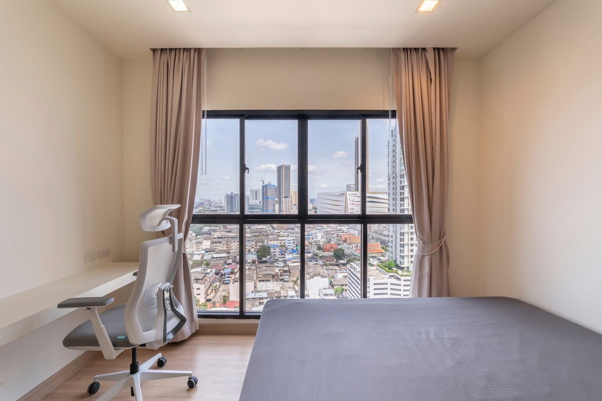 ST334 Urbano Absolute สาทร–ตากสิน คอนโดหรูใจกลางเมือง วิวแม่น้ำเจ้าพระยาและ ICONSIAM Loading...