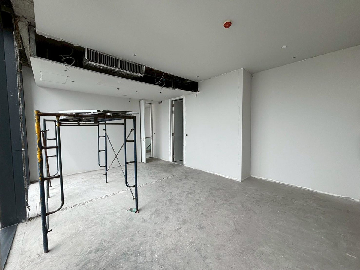 For SaleCondoRama3 (Riverside),Satupadit : Canapaya Residence sells in a Bare Shell style with a view of the Chao Phraya River. Many special gifts If interested in making an appointment to view urgently, please call.