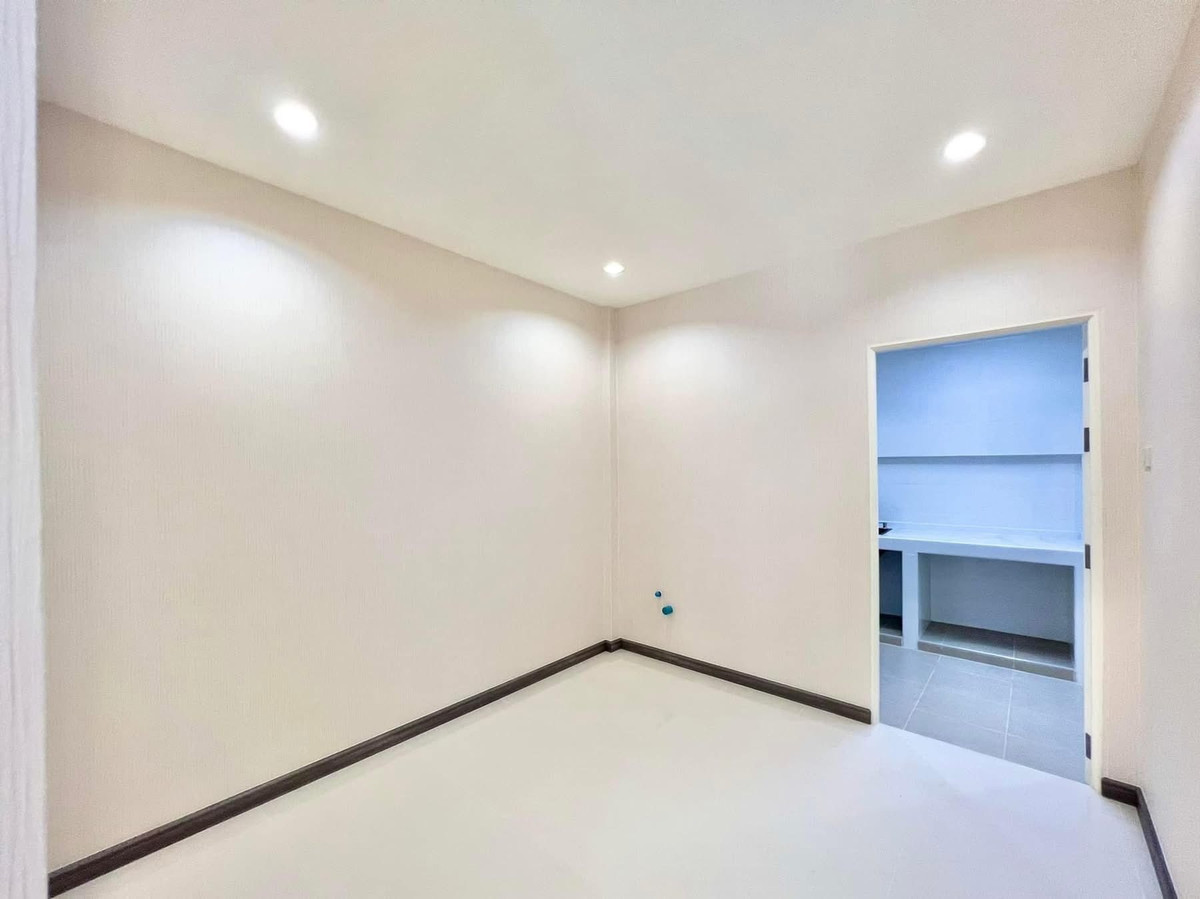 For SaleTownhomeEakachai, Bang Bon : Townhome Sathorn Grand Ville / 3 Bedrooms (FOR SALE), Sathorn Grand Ville / Townhome 3 Bedrooms (FOR SALE) BALL046