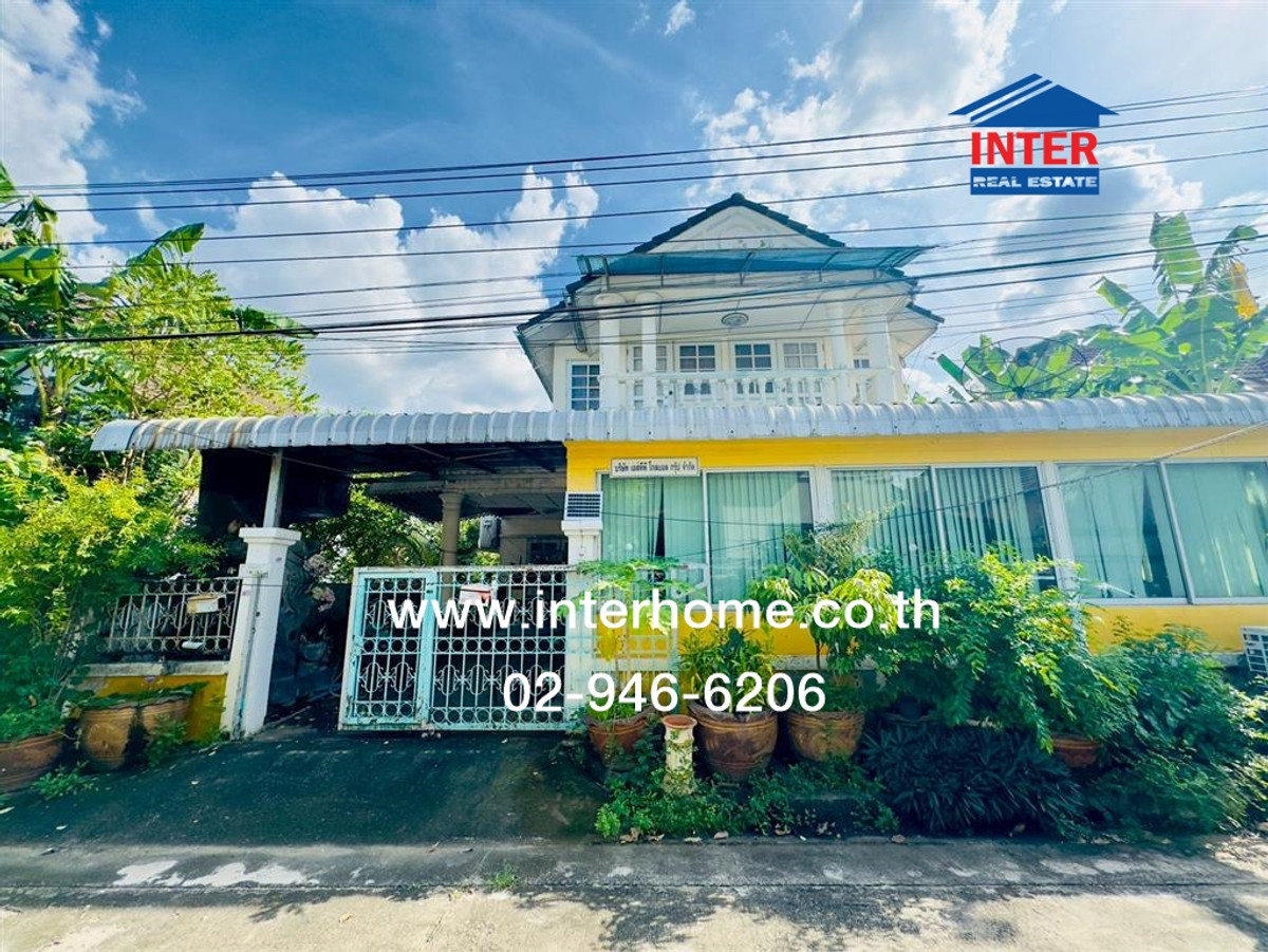 ขายบ้านปิ่นเกล้า จรัญสนิทวงศ์ : บ้านเดี่ยว 2 ชั้น 60 ตร.ว. หมู่บ้านกฤษดานคร17 ซอยพิมาน22 ถนนพุทธมณฑลสาย3 ซ.19 ถนนพุทธมณฑลสาย3 ถนนอักษะ เขตตลิ่งชัน กรุงเทพมหานคร