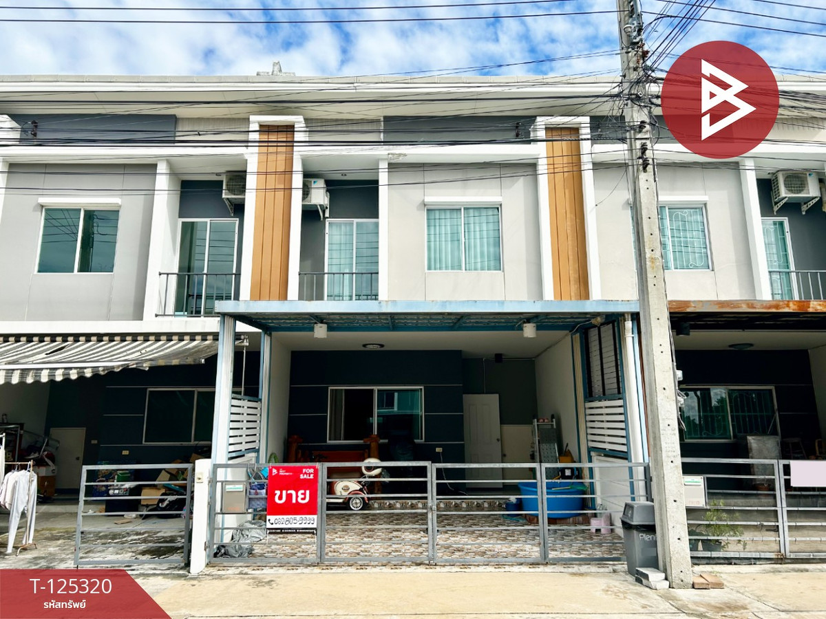 For SaleTownhomeSamut Prakan,Samrong : Townhouse for sale Pleno Srinakarin Village with furniture, cheap price.