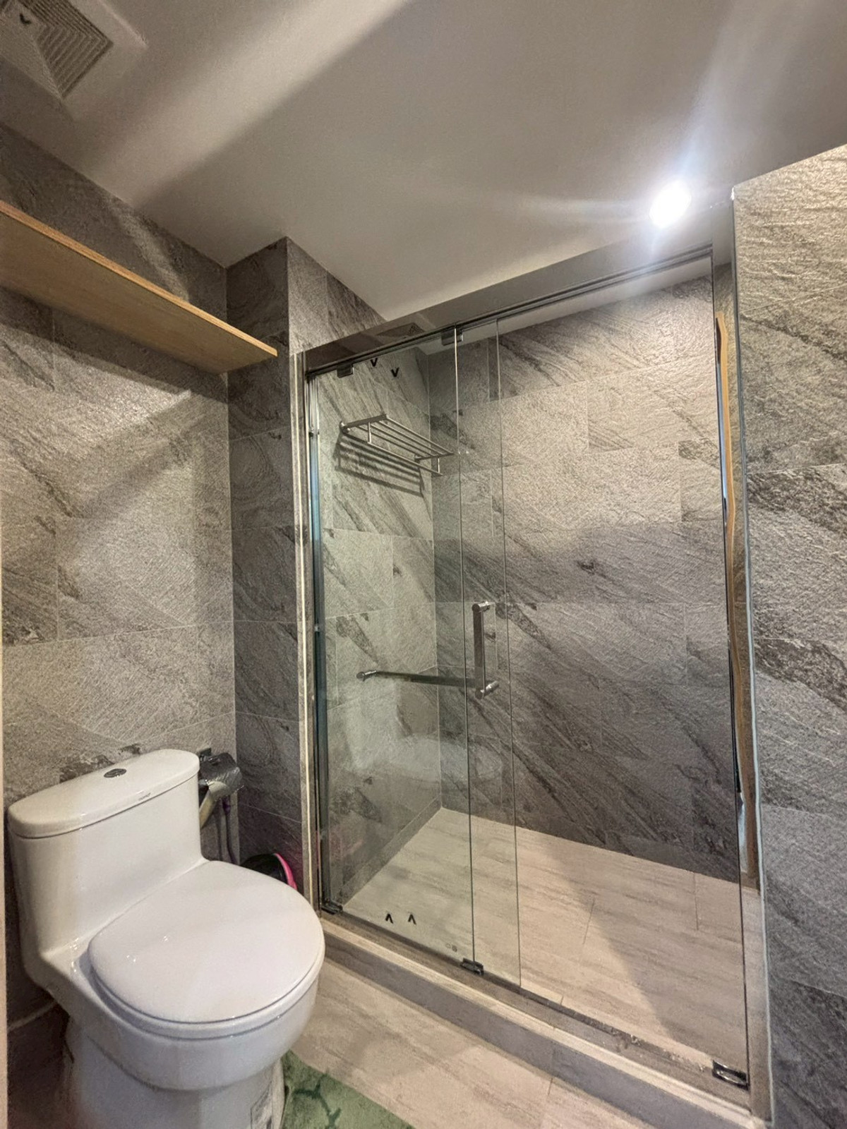 ขายคอนโดพุทธมณฑล ศาลายา : วีคอนโดศาลายา (V Condo Salaya) คอนโดวิวสวย ห้องกว้าง 2 ห้องนอน แต่งครบ
**พร้อมให้ลงทุน**