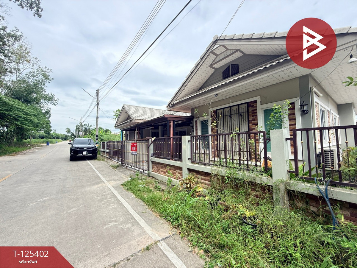 ขายบ้านแฝด เนื้อที่ 38 ตารางวา ปลวกแดง ระยอง Loading...