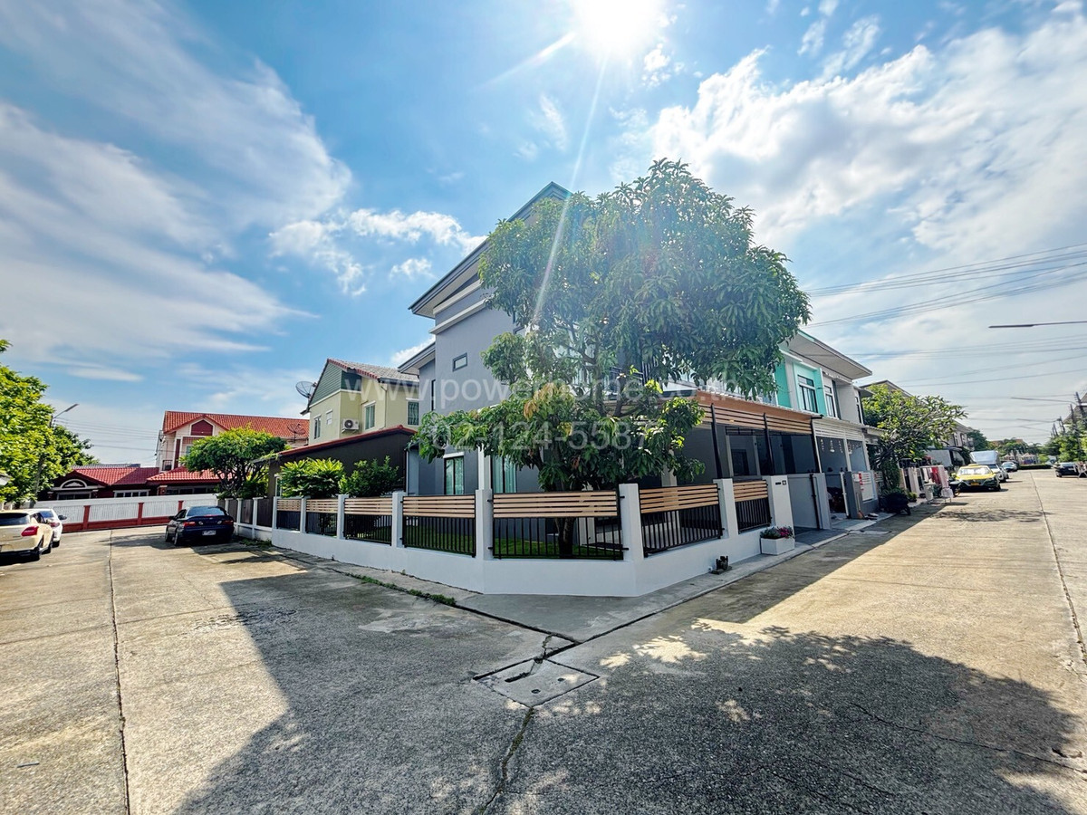 หมู่บ้านฟ้าปิยรมย์พรีเมียร์พาร์ค เฟส 10 ลำลูกกาคลอง 6 ต.บึงคำพร้อย อ.ลำลูกกา จ.ปทุมธานี Loading...