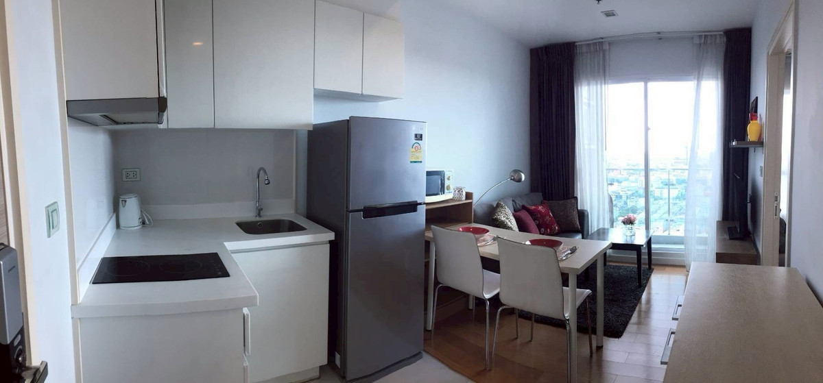 For RentCondoRatchathewi,Phayathai : For rent urgently Condo letteize Ratchathewi 1 bedroom 1 bathroom (special price)