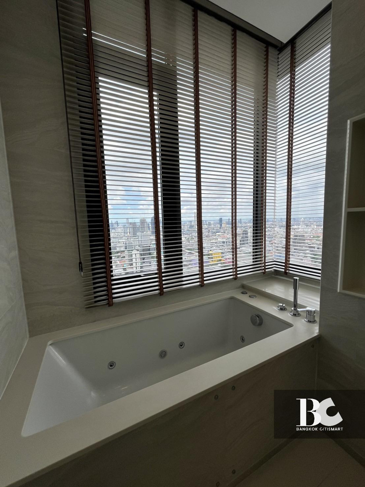 For RentCondoRatchathewi,Phayathai : ⚜️ LUXURY 2 bedrooms for rent The Address siam-ratchathewi ⚜️