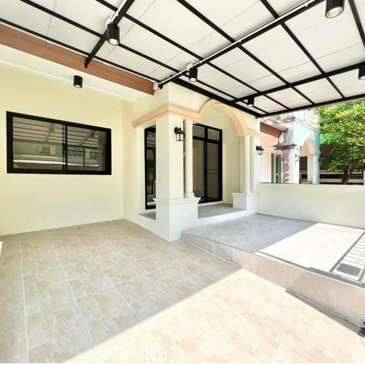 For SaleTownhomeEakachai, Bang Bon : Townhome Sathorn Grand Ville / 3 Bedrooms (FOR SALE), Sathorn Grand Ville / Townhome 3 Bedrooms (FOR SALE) BALL046