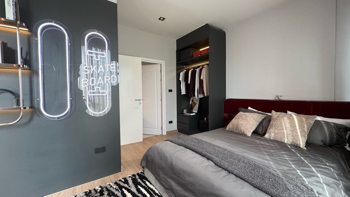 ขายบ้านพระราม 9 เพชรบุรีตัดใหม่ RCA : ขายบ้านหรู 4 ชั้น ใจกลางรัชดา-พระราม9 เพียง 4 นาทีถึง MRT ศูนย์วัฒนธรรม ต่างชาติซื้อได้