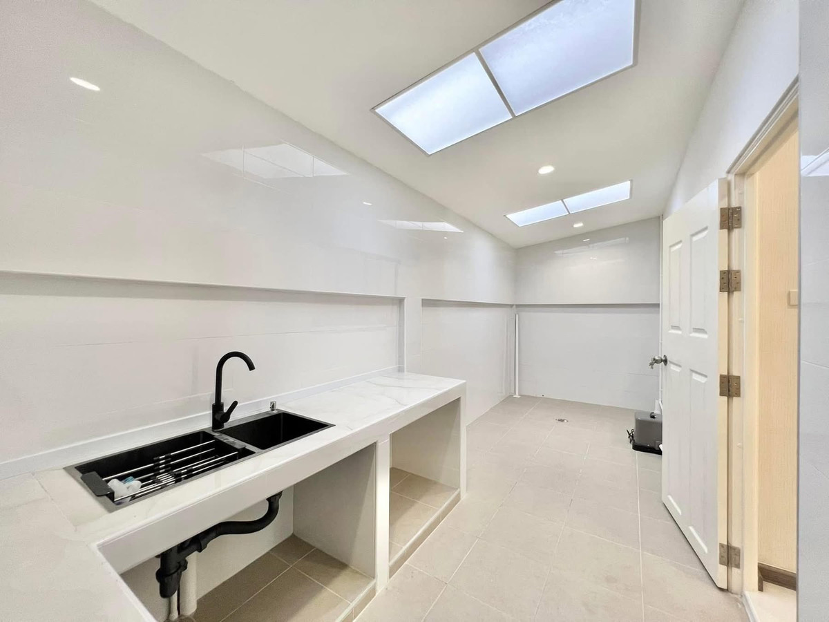 For SaleTownhomeEakachai, Bang Bon : Townhome Sathorn Grand Ville / 3 Bedrooms (FOR SALE), Sathorn Grand Ville / Townhome 3 Bedrooms (FOR SALE) BALL046