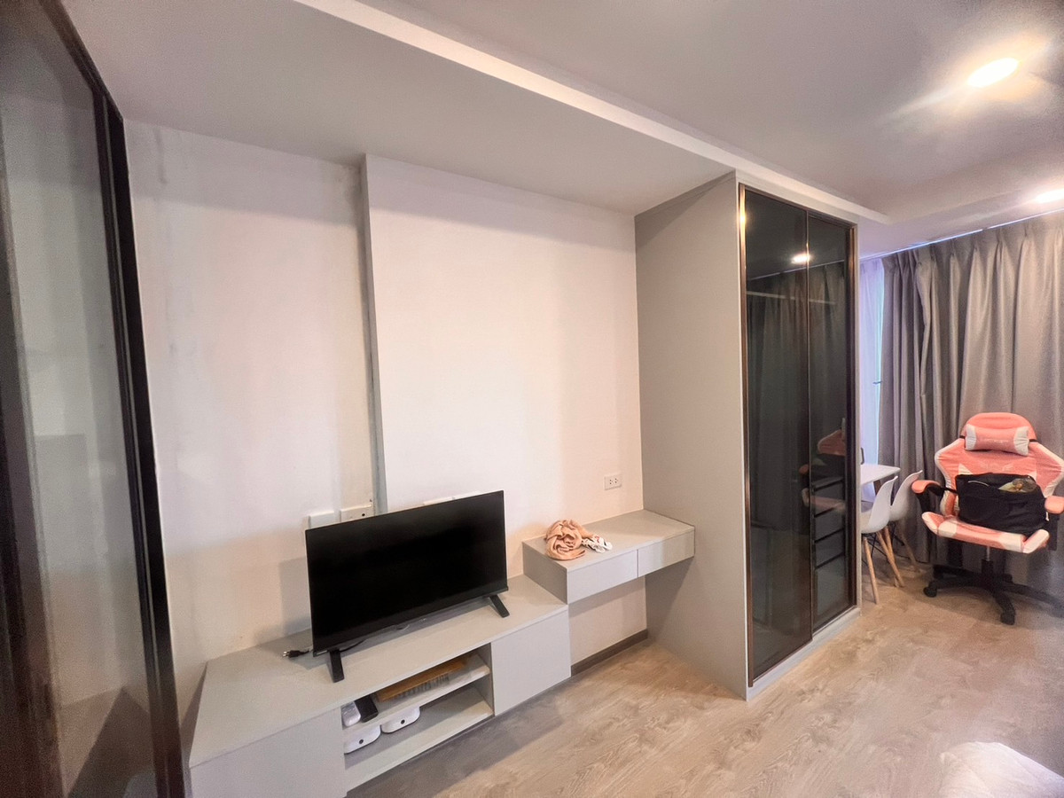 ให้เช่าคอนโดรัชดา ห้วยขวาง : ✨ ห้องพร้อมอยู่ คอนโด SOHO BANGKOK รัชดา 1 นอน 26 ตรม ชั้น 8 เพียง 17000 บาท 🏡💖