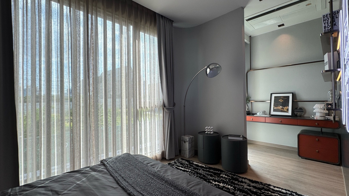 ขายบ้านพระราม 9 เพชรบุรีตัดใหม่ RCA : ขายบ้านหรู 4 ชั้น ใจกลางรัชดา-พระราม9 เพียง 4 นาทีถึง MRT ศูนย์วัฒนธรรม ต่างชาติซื้อได้