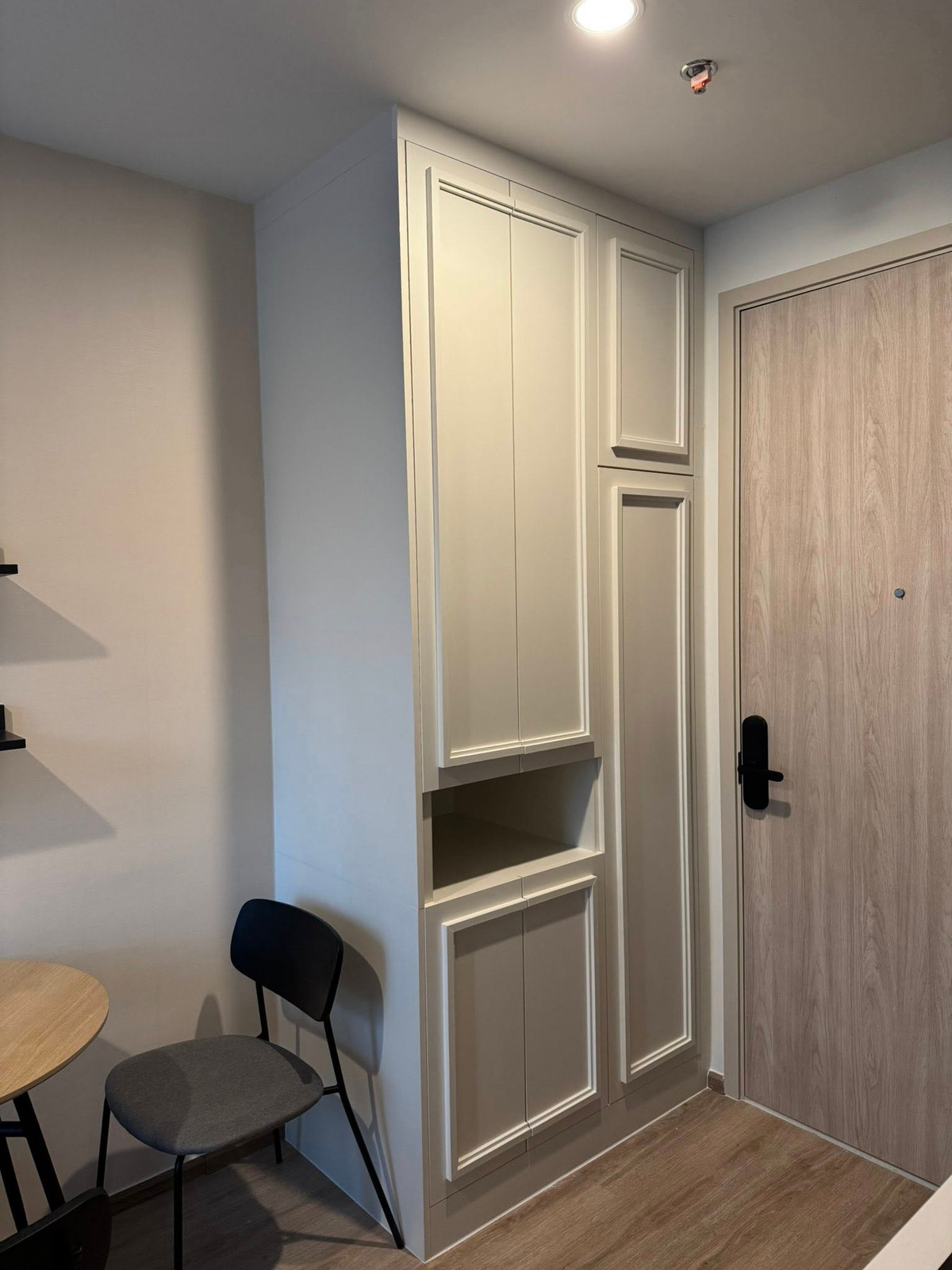 ให้เช่า – Nue District R9 🚆 ใกล้ MRT พระราม 9 💰 ค่าเช่า: 20,000 บาท/เดือน Loading...