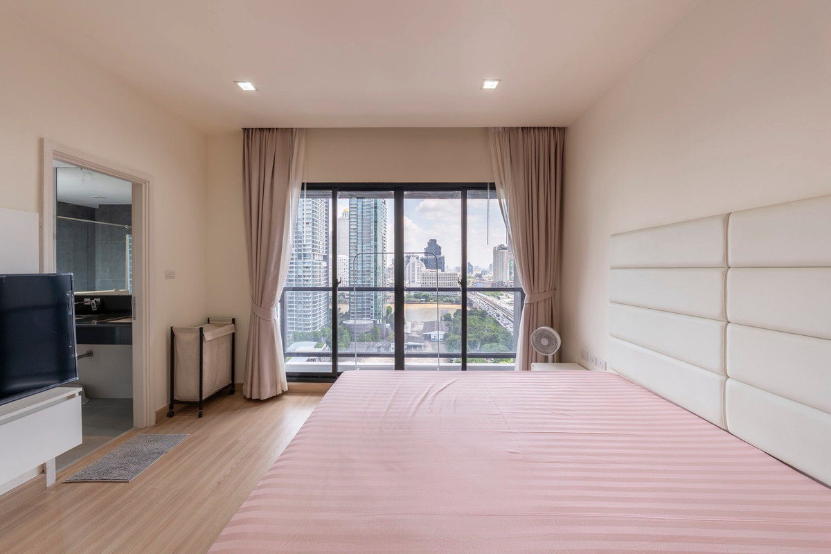 เช่า รหัส PR529 คอนโด Urbano Absolute สาทร-ตากสิน Loading...