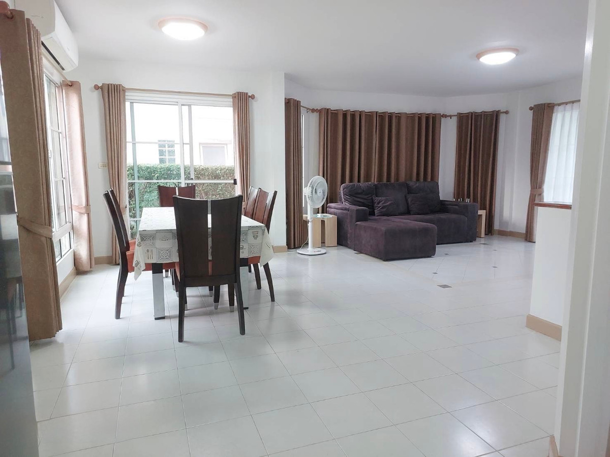 ให้เช่าบ้านนนทบุรี บางใหญ่ บางบัวทอง : ให้เช่าบ้านเดี่ยวหลังใหญ่L&H 4 นอน หน้าบ้านไม่ชนใคร เฟอร์+เครื่องใช้ไฟฟ้าครบเลี้ยงสัตว์ได้ 