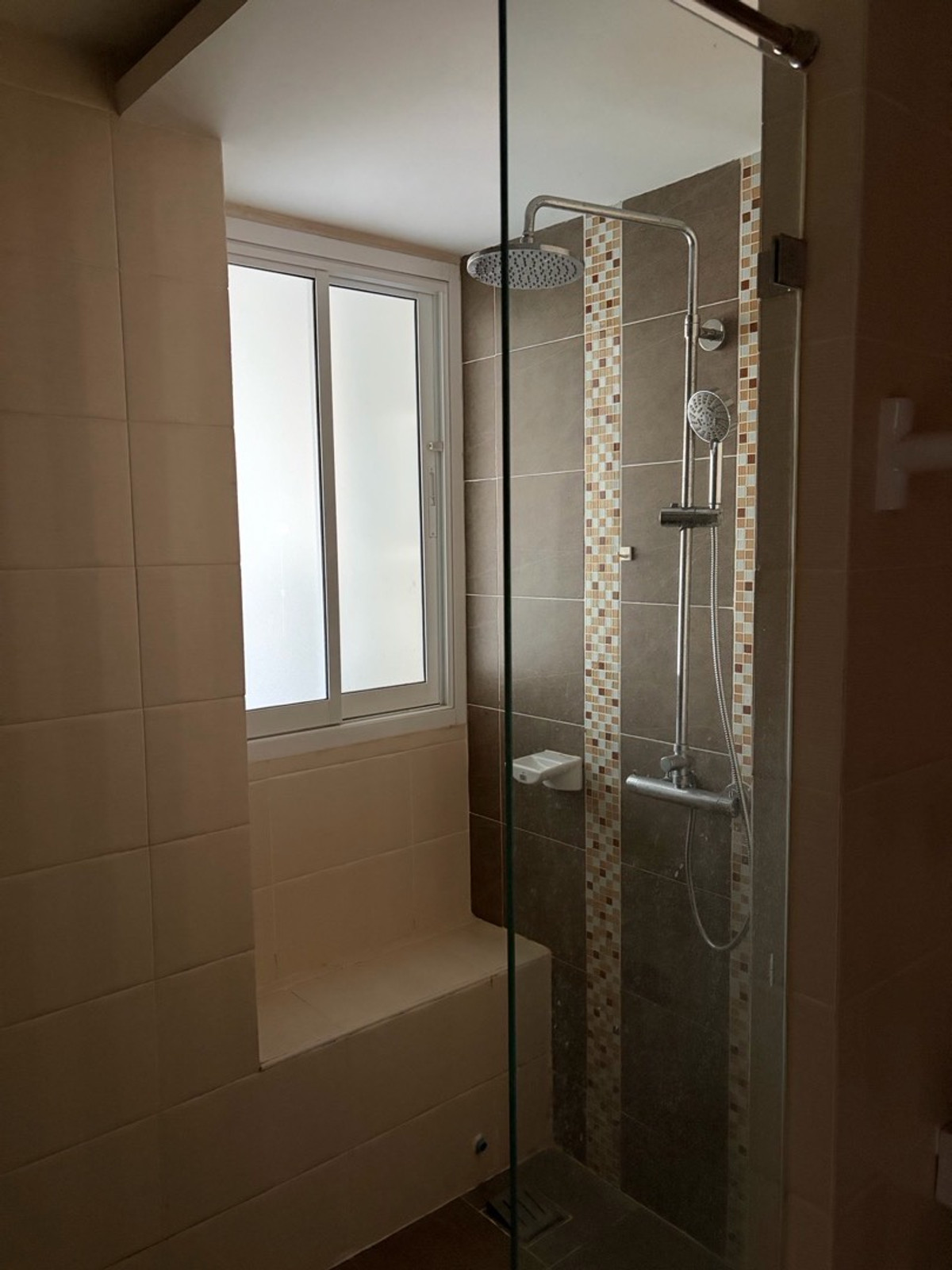 ขายคอนโดลาดพร้าว101 แฮปปี้แลนด์ : 🏡 𝗟𝗘 𝗖𝗛𝗔𝗠𝗣𝗦 𝗣𝗥𝗘𝗠𝗜𝗨𝗠  (เลอฌ็อง พรีเมี่ยม ลาดพร้าว) คอนโดทำเลศักยภาพ ใกล้รถไฟฟ้า หลายสาย  ห้องใหญ่มาก ราคาแค่ 𝟮,𝟯𝟭𝟴,𝟬𝟬𝟬 บาท