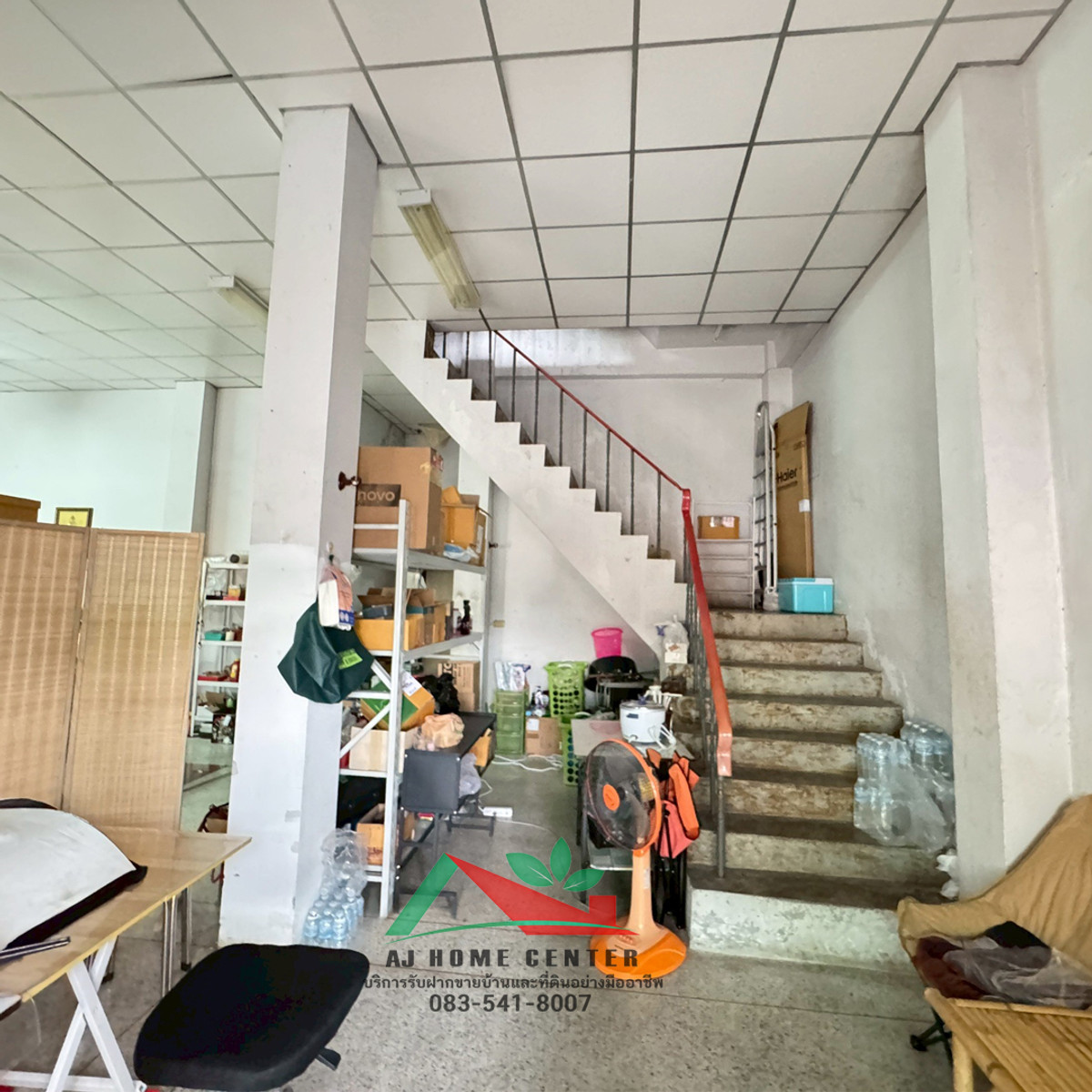 3-story building for sale with warehouse Size 145.8 sq m. Behind the corner of Land and Factory House Project, Soi Phetkasem 95 Loading...