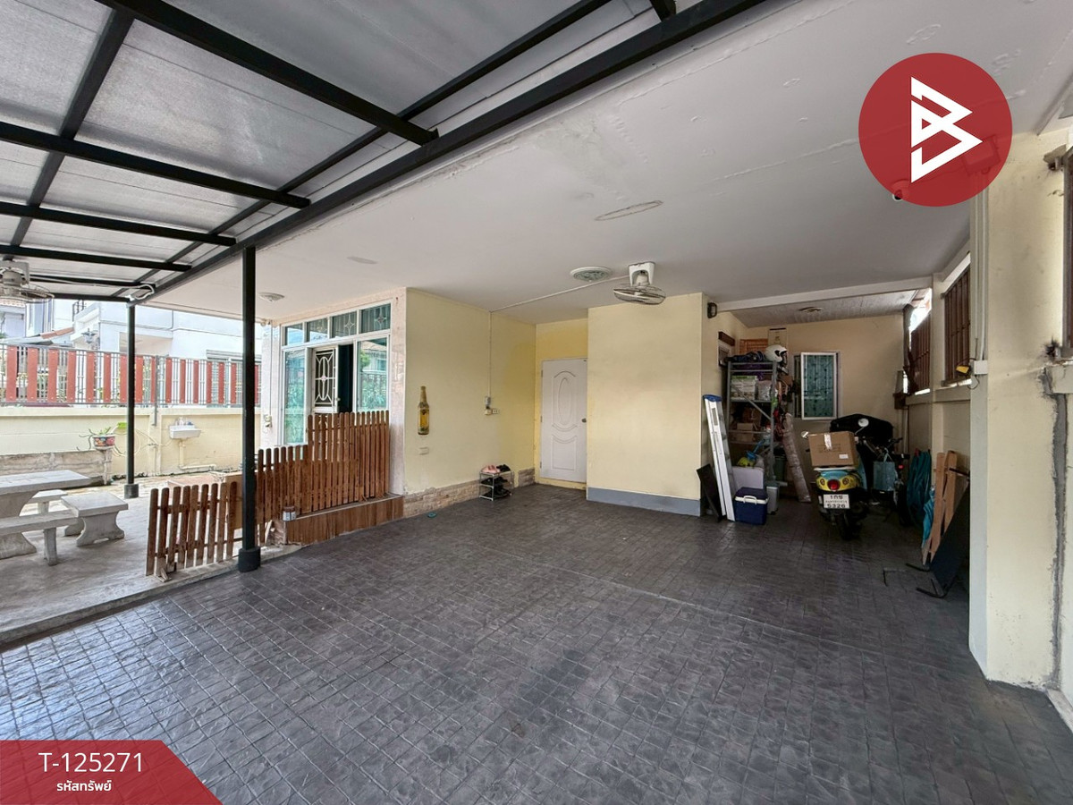 ขายบ้านแฝด หมู่บ้านภัทรินทร์ 2 รามอินทรา-หทัยราษฎร์ กรุงเทพมหานคร Loading...