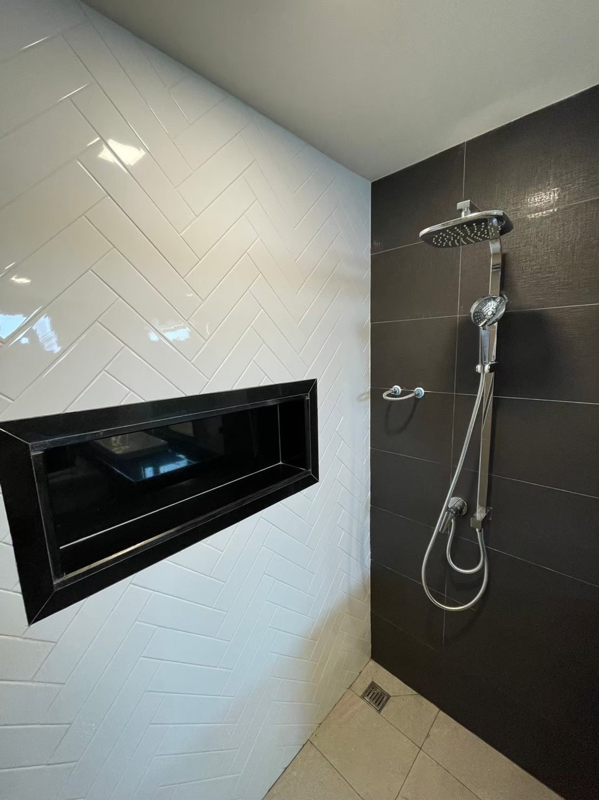 ให้เช่าโฮมออฟฟิศนวมินทร์ รามอินทรา : โฮมออฟฟิศรามอินทรา ให้เช่า พื้นที่กว้าง จอดรถได้เยอะ แอร์ครบ ใกล้รถไฟฟ้า 900 เมตร นัดชมโทรได้เลยครับ