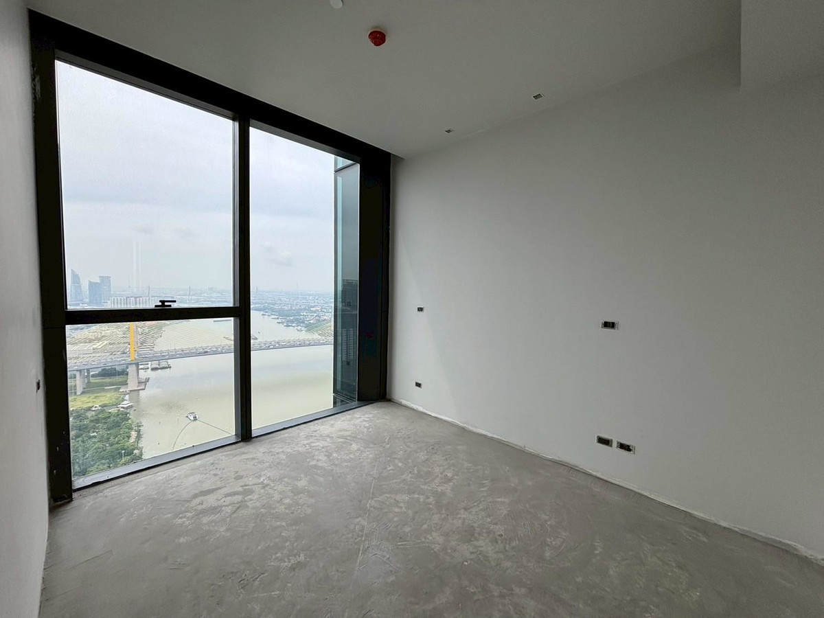 For SaleCondoRama3 (Riverside),Satupadit : Canapaya Residence sells in a Bare Shell style with a view of the Chao Phraya River. Many special gifts If interested in making an appointment to view urgently, please call.