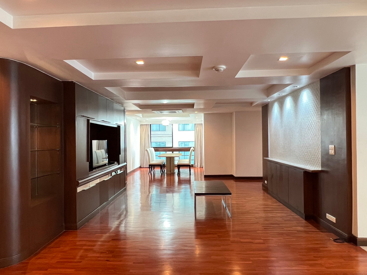 ให้เช่าคอนโดสุขุมวิท อโศก ทองหล่อ : President Park Sukhumvit24 - 3beds 223sqm. 70,000/month Available now