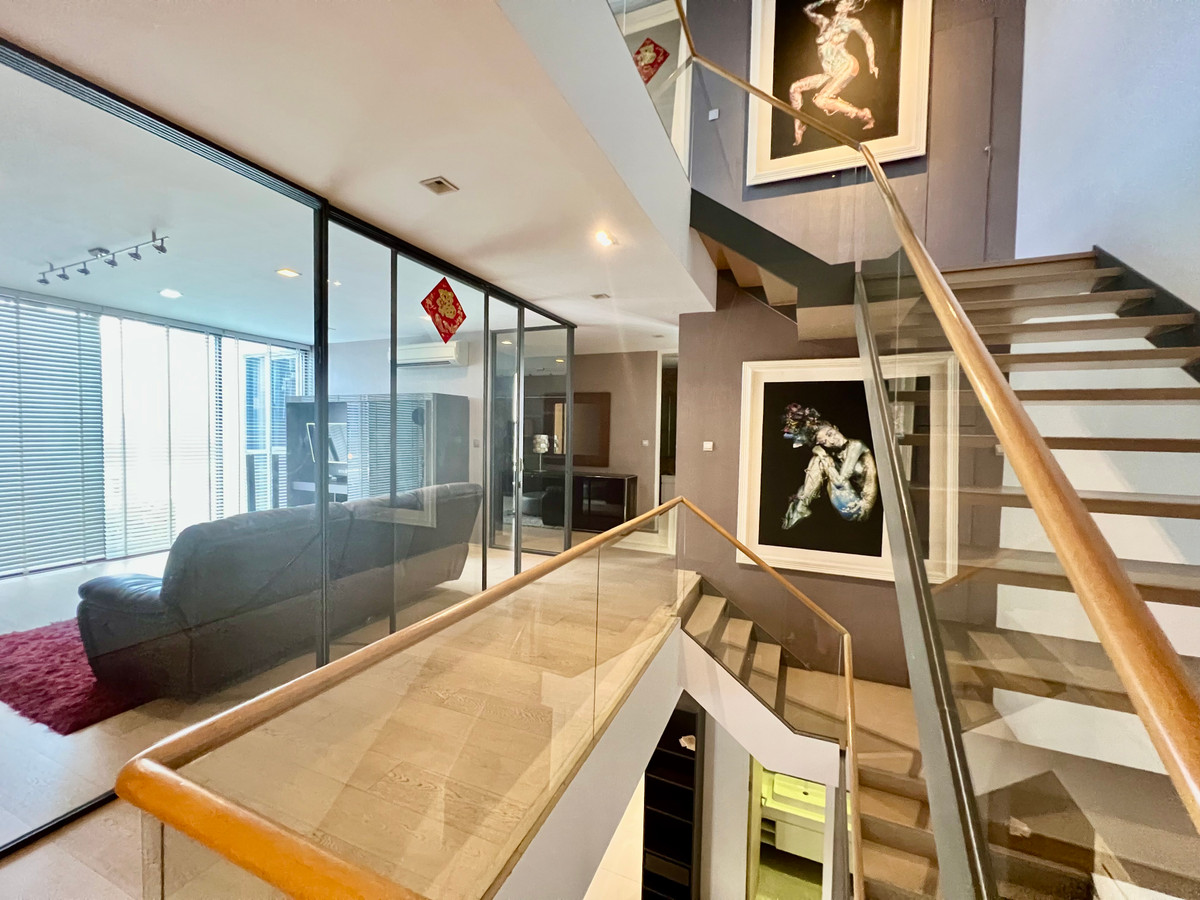 ให้เช่าบ้านเลียบทางด่วนรามอินทรา : ให้เช่าบ้านเดี่ยว 3 ชั้น สไตล์ Pool Villa โครงการ The Honor | บ้านหรูหลังใหญ่ สระว่ายน้ำส่วนตัว ห้องโฮมเธียเตอร์ พร้อมความเป็นส่วนตัวระดับสูง ใกล้ถนนเลียบด่วน เลี้ยงสัตว์ได้