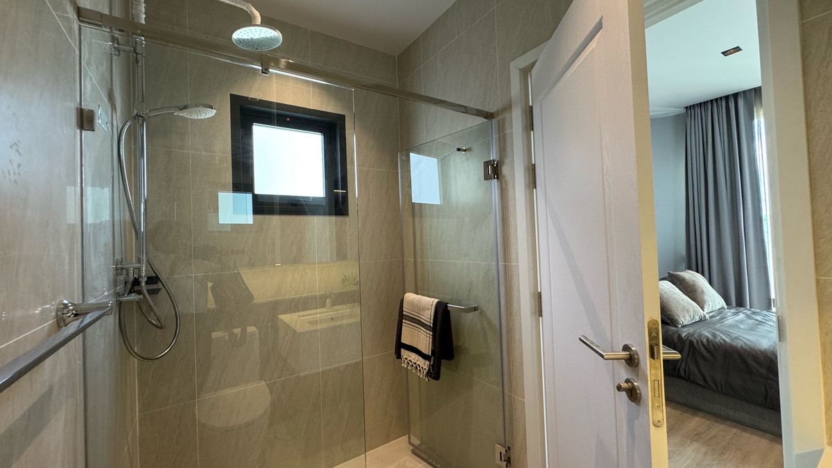 ขายบ้านพระราม 9 เพชรบุรีตัดใหม่ RCA : ขายบ้านหรู 4 ชั้น ใจกลางรัชดา-พระราม9 เพียง 4 นาทีถึง MRT ศูนย์วัฒนธรรม ต่างชาติซื้อได้