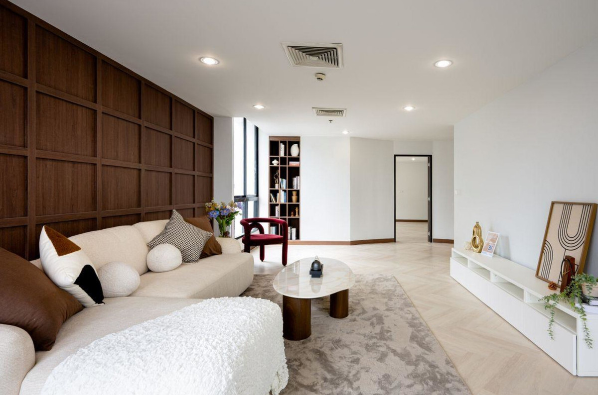 🏙 Luxury 3-Bedroom at Icon III Thonglor – Unbeatable Value in the Heart of Sukhumvit! Loading...