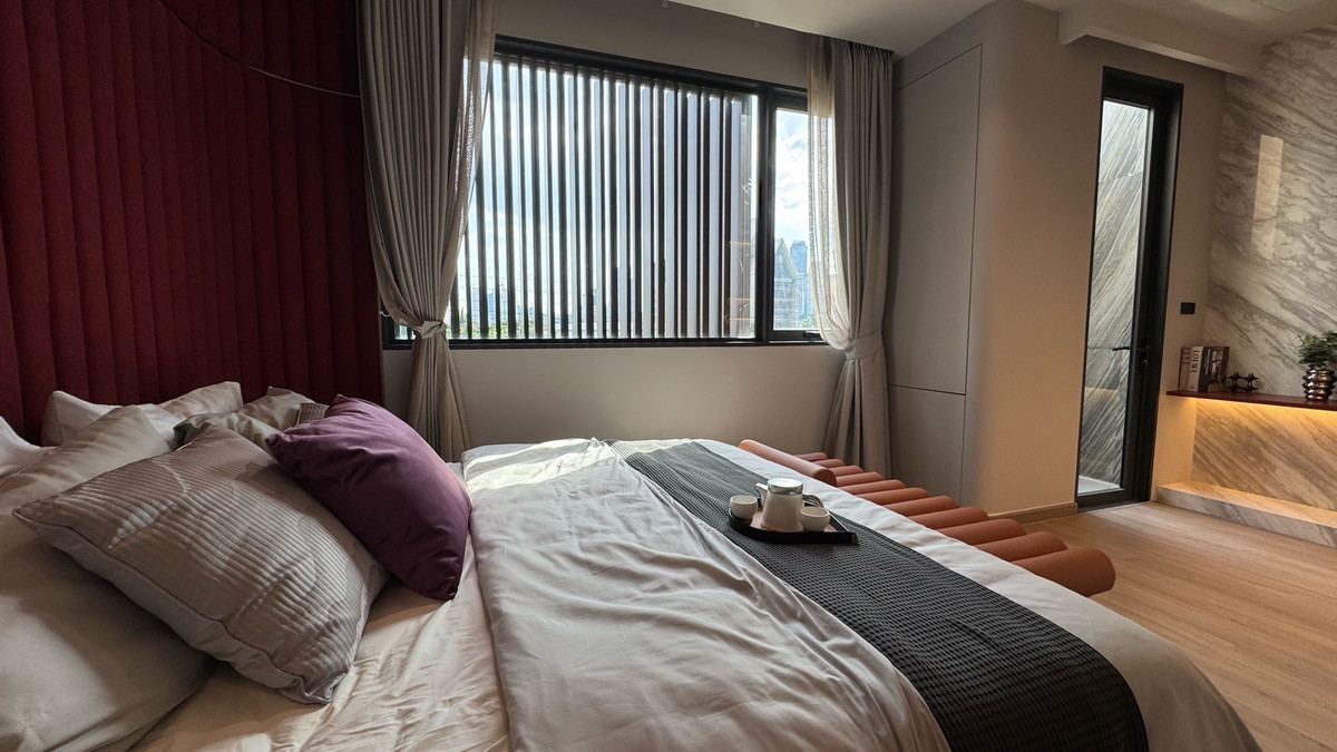 ขายบ้านพระราม 9 เพชรบุรีตัดใหม่ RCA : ขายบ้านหรู 4 ชั้น ใจกลางรัชดา-พระราม9 เพียง 4 นาทีถึง MRT ศูนย์วัฒนธรรม ต่างชาติซื้อได้