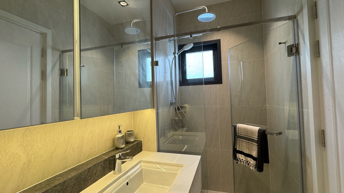 ขายบ้านพระราม 9 เพชรบุรีตัดใหม่ RCA : ขายบ้านหรู 4 ชั้น ใจกลางรัชดา-พระราม9 เพียง 4 นาทีถึง MRT ศูนย์วัฒนธรรม ต่างชาติซื้อได้