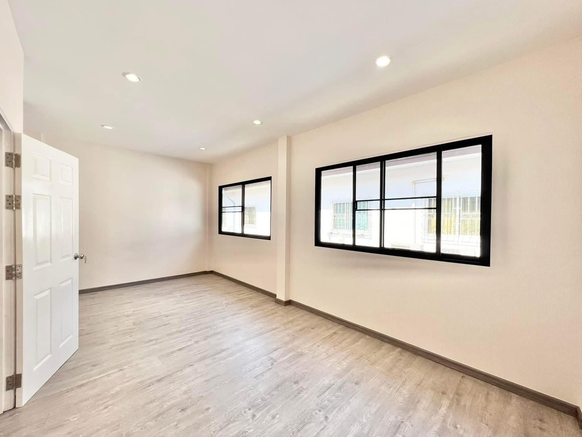 For SaleTownhomeEakachai, Bang Bon : Townhome Sathorn Grand Ville / 3 Bedrooms (FOR SALE), Sathorn Grand Ville / Townhome 3 Bedrooms (FOR SALE) BALL046