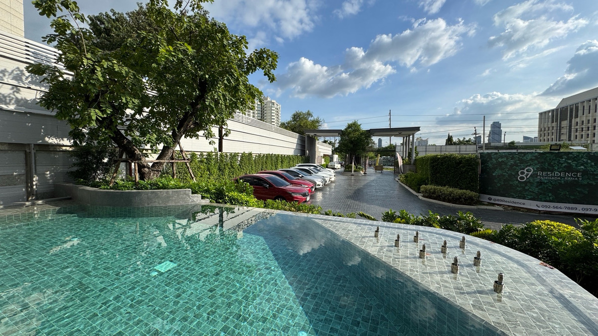 ขายบ้านพระราม 9 เพชรบุรีตัดใหม่ RCA : ขายบ้านหรู 4 ชั้น ใจกลางรัชดา-พระราม9 เพียง 4 นาทีถึง MRT ศูนย์วัฒนธรรม ต่างชาติซื้อได้