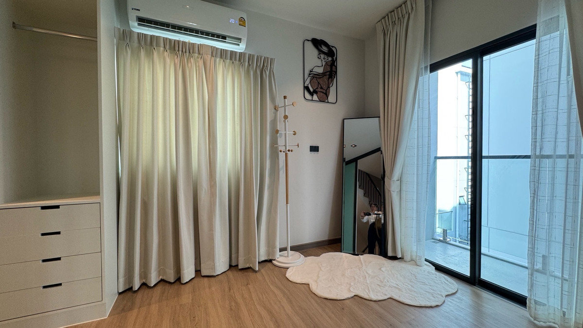 ให้เช่าบ้านพระราม 9 เพชรบุรีตัดใหม่ RCA : ให้เช่า📍บ้านหรู 4 ชั้นทำเลใจกลางเมือง รัชดา-พระราม9 ราคาเช่าสุดคุ้ม